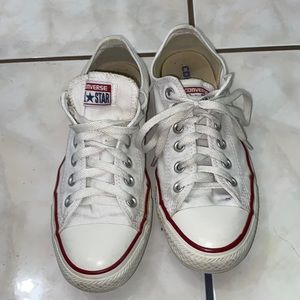 White Low top Converse Womens Size 8